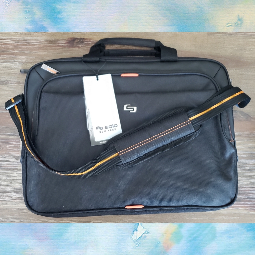 solo New York Urban Laptop Briefcase 15.6" L, NWT